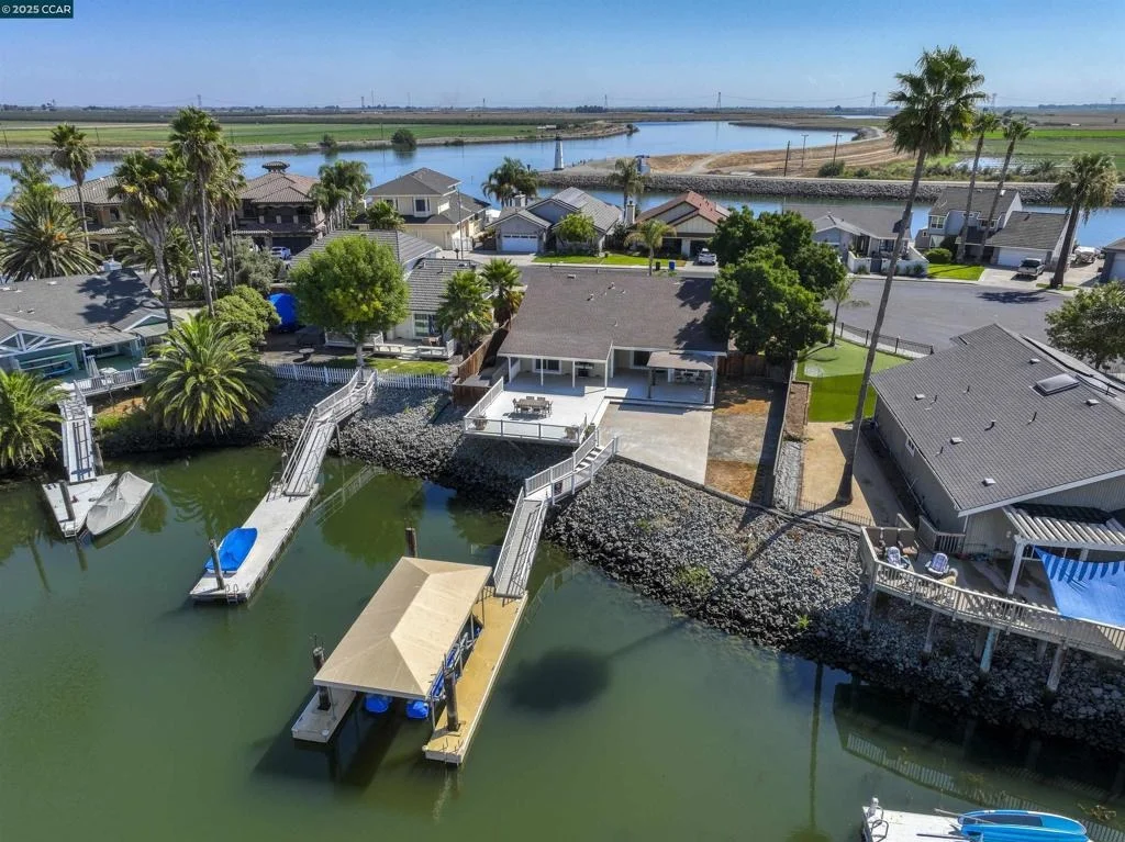 Photo of 51 Discovery Bay Blvd