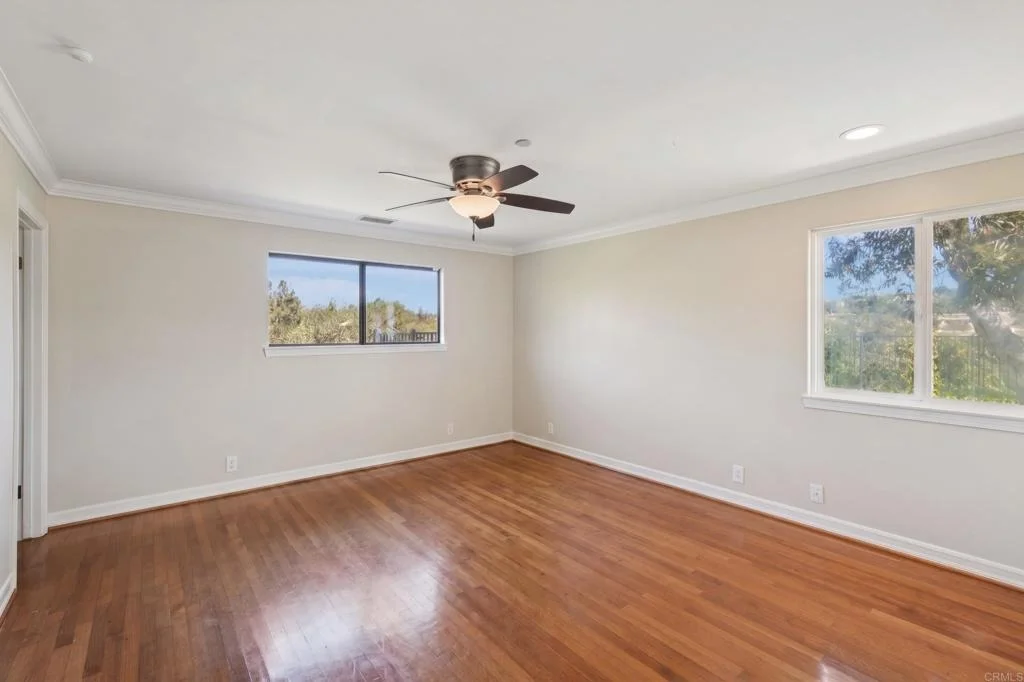 Photo of 707 S Live Oak Park Road
