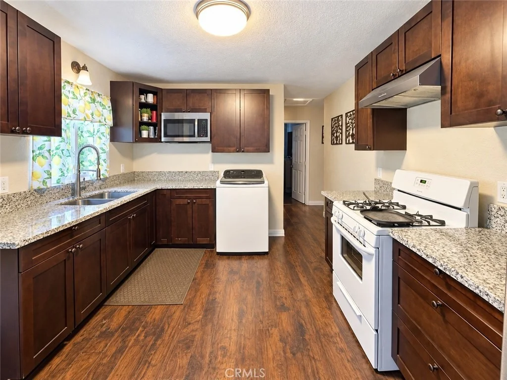 Photo of 24655 Eucalyptus