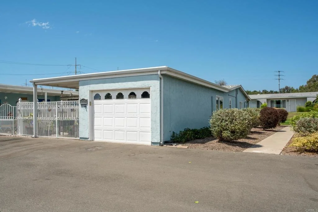 Photo of 3548 Bartlett Avenue