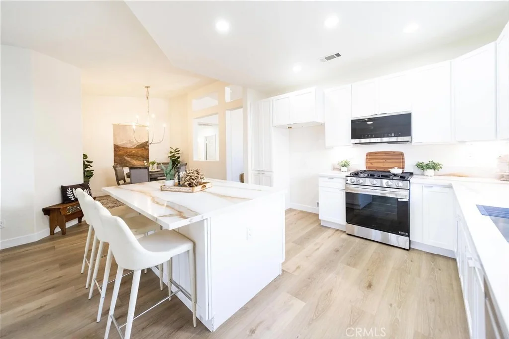Photo of 32646 Iris Lane
