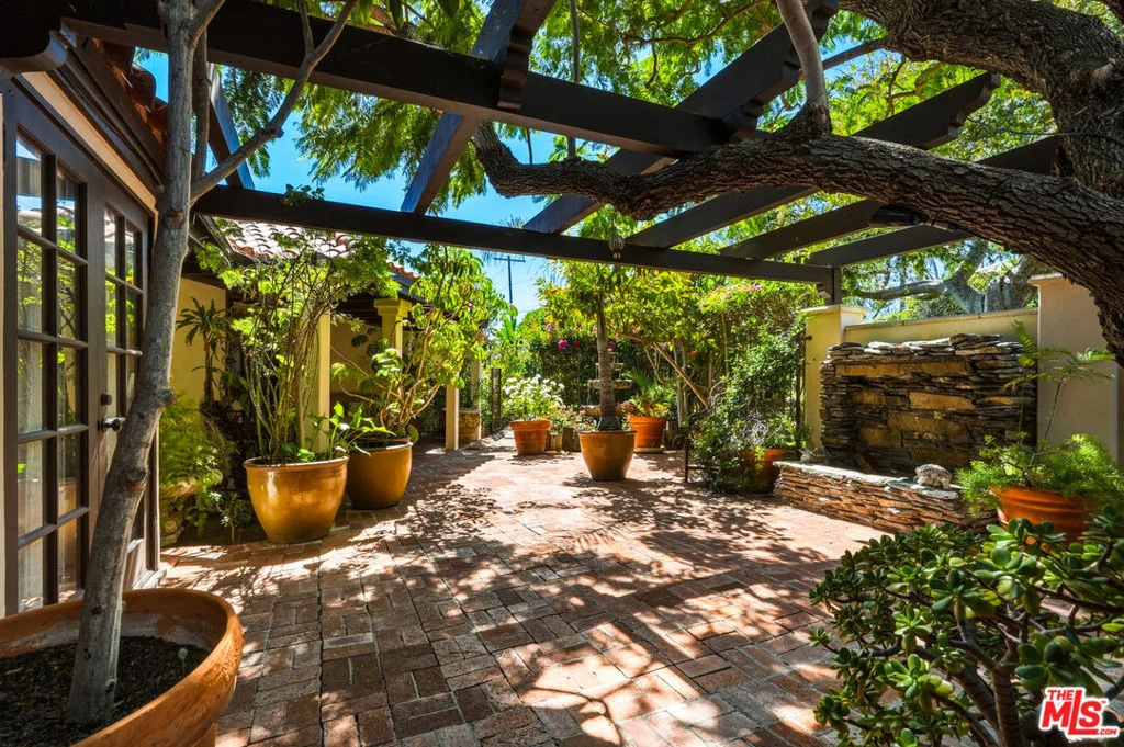 Photo of 3400 Coast View Drive