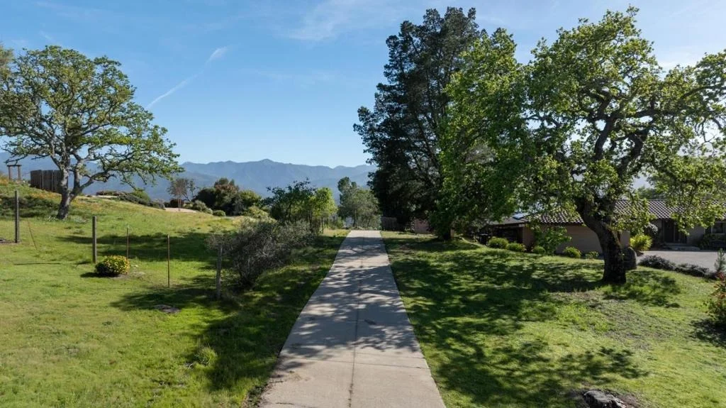 Photo of 34994 Sky Ranch Road