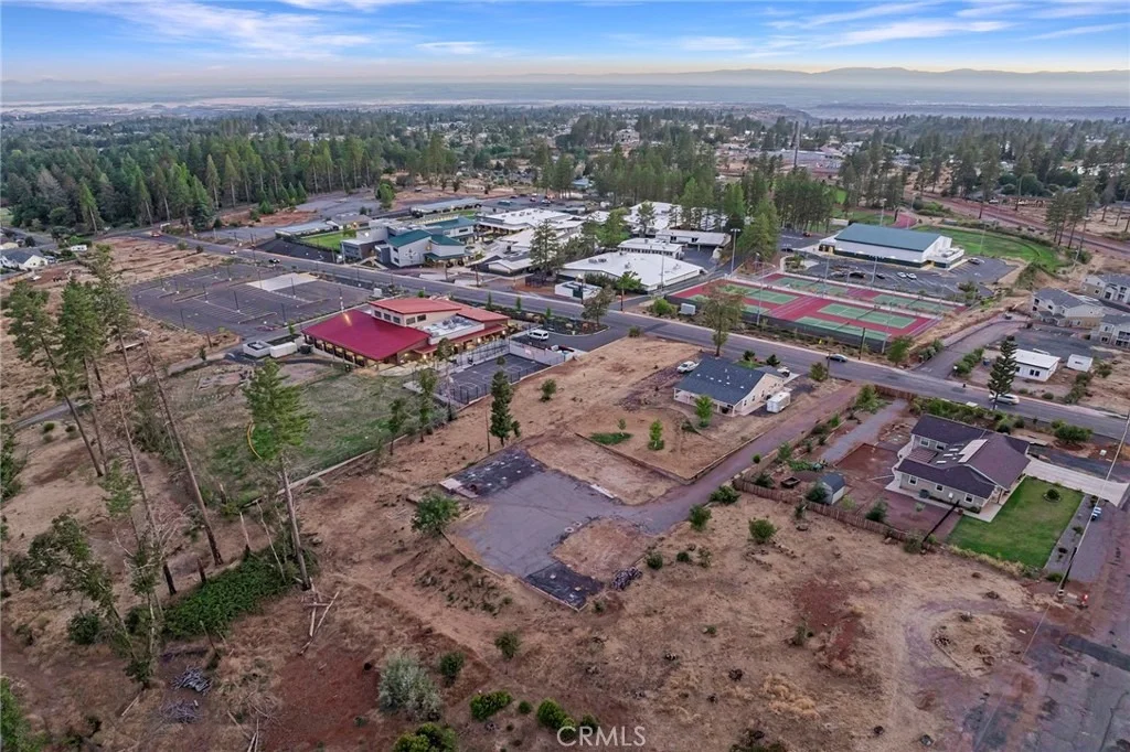 Photo of 6000 Maxwell