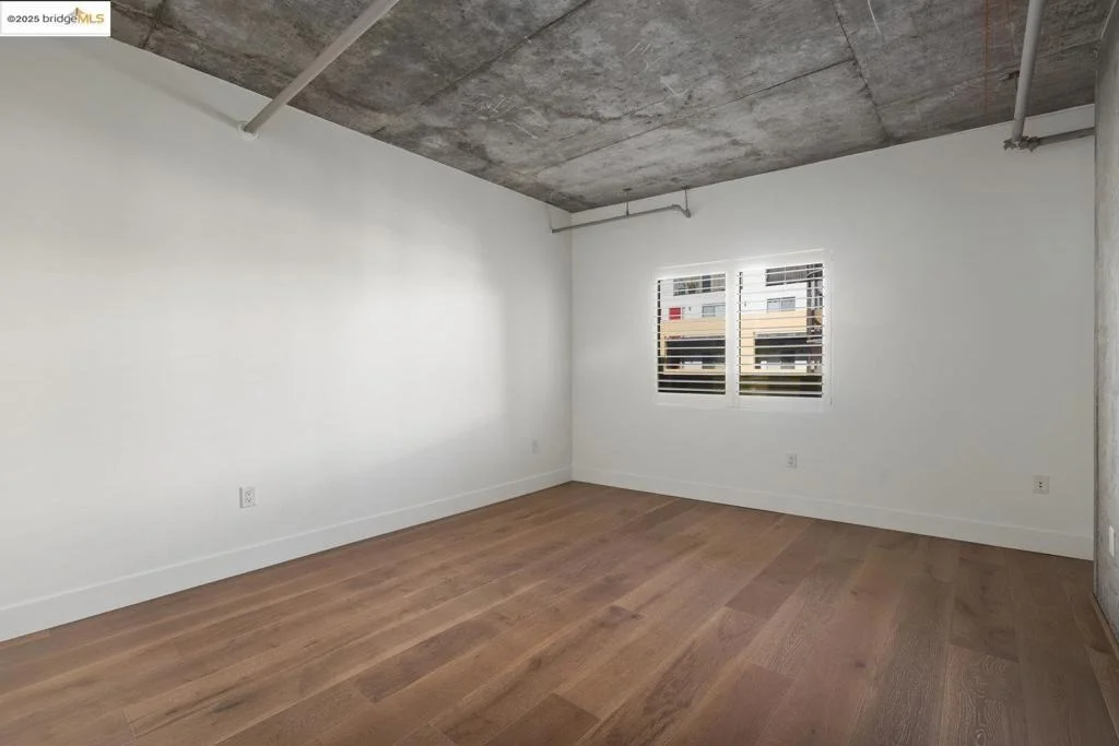Photo of Unit 829 at 311 Oak Street