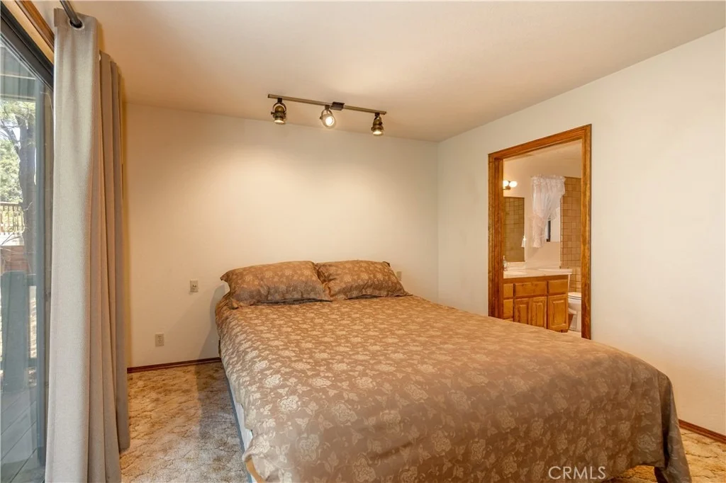 Photo of 696 Menlo Drive