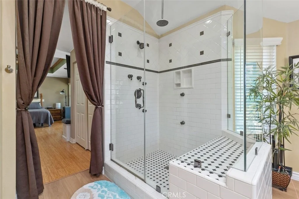 Photo of 552 Calle Monterey