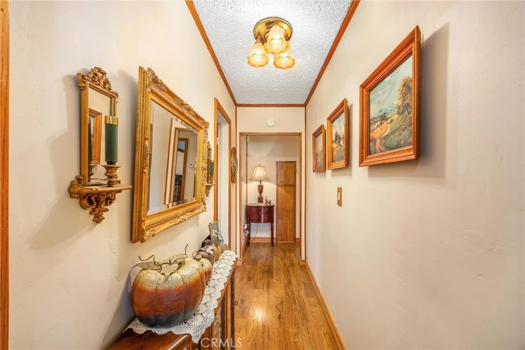 Photo of 14719 Boyle