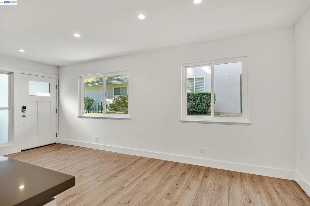 Photo of Unit 2 at 8104 Ensenada