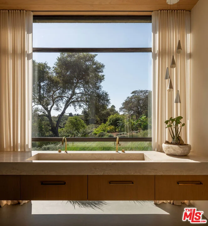 Photo of 3150 Sea Cliff
