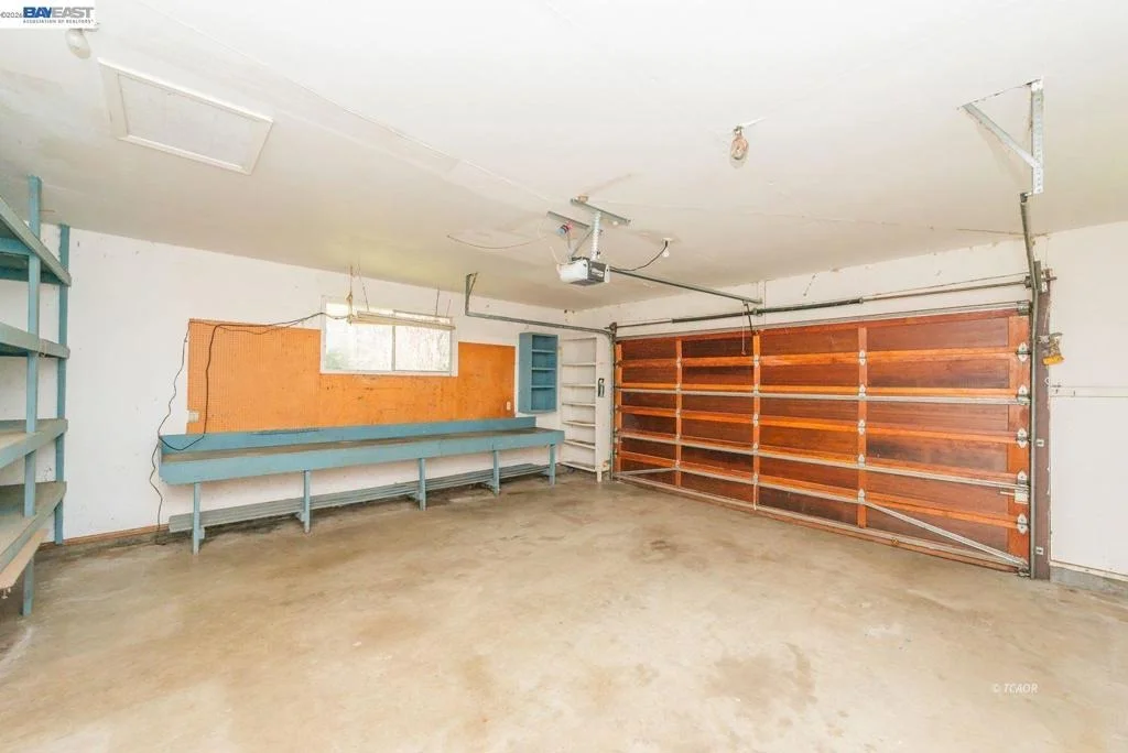 Photo of 376 Mountain View Dr.