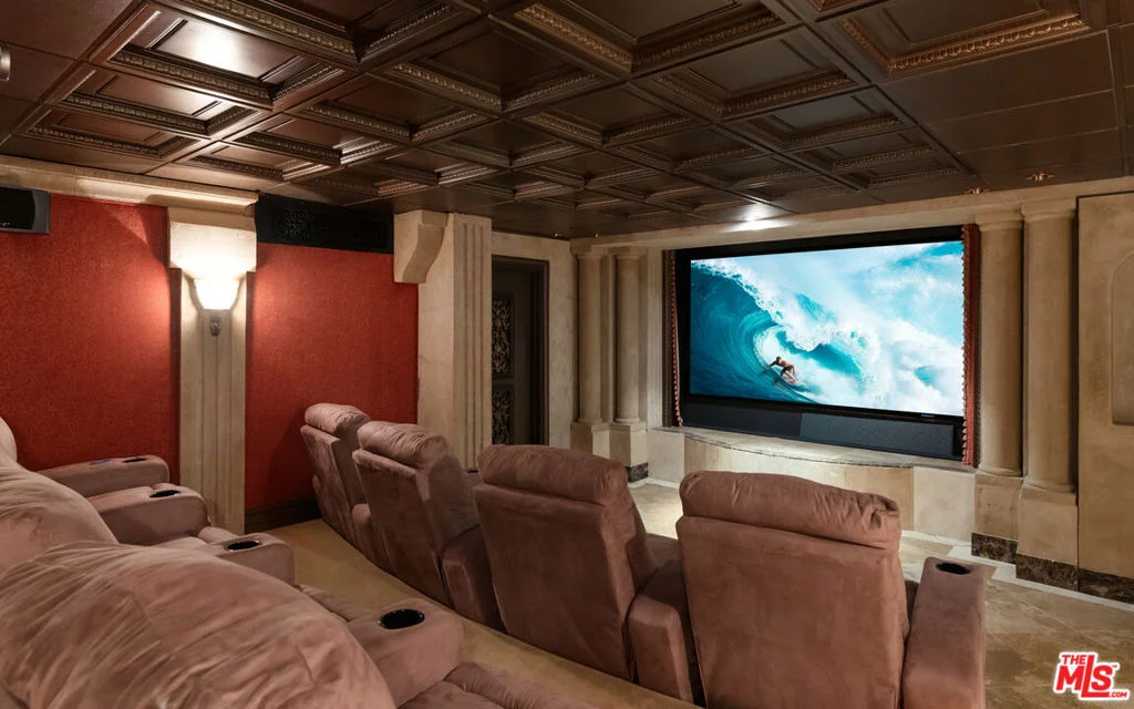 Photo of 28824 Cliffside Drive