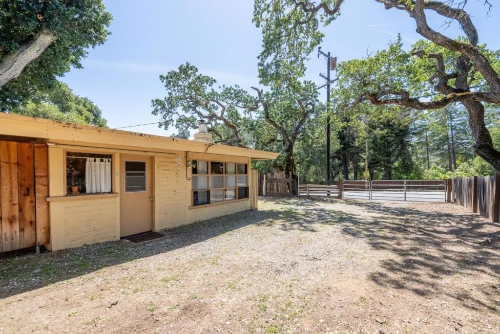 Photo of 72 Los Laureles Grade