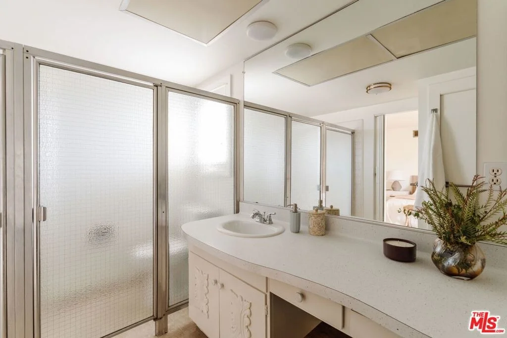 Photo of 2811 Lawndale Drive