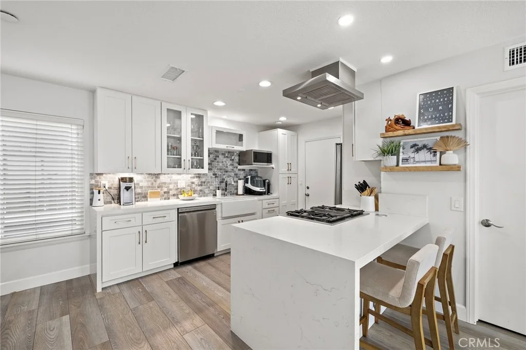 Photo of Unit 2 at 228 W Canada