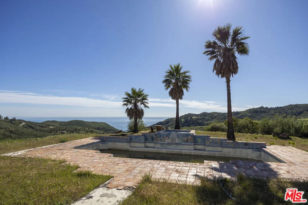 Photo of 3030 Encinal Canyon Road