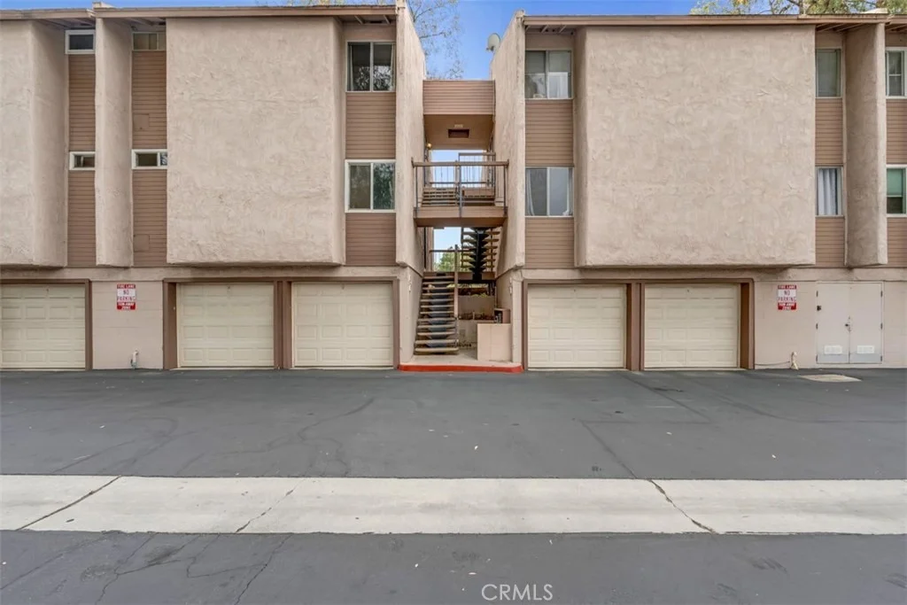 Photo of Unit 214 at 1525 Walnut Leaf Drive
