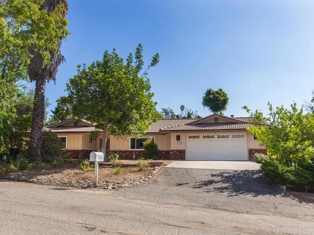 Photo of 110 Alva Ln