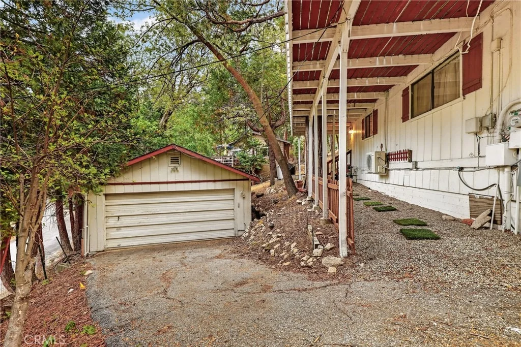 Photo of 28975 Alder Terrace