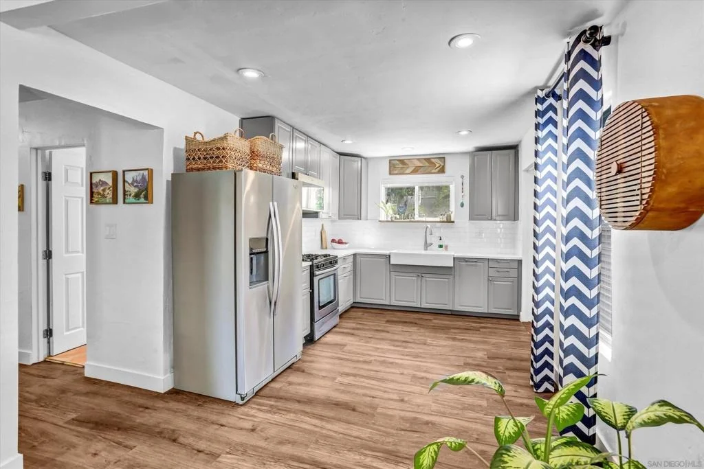 Photo of 2731 Bancroft