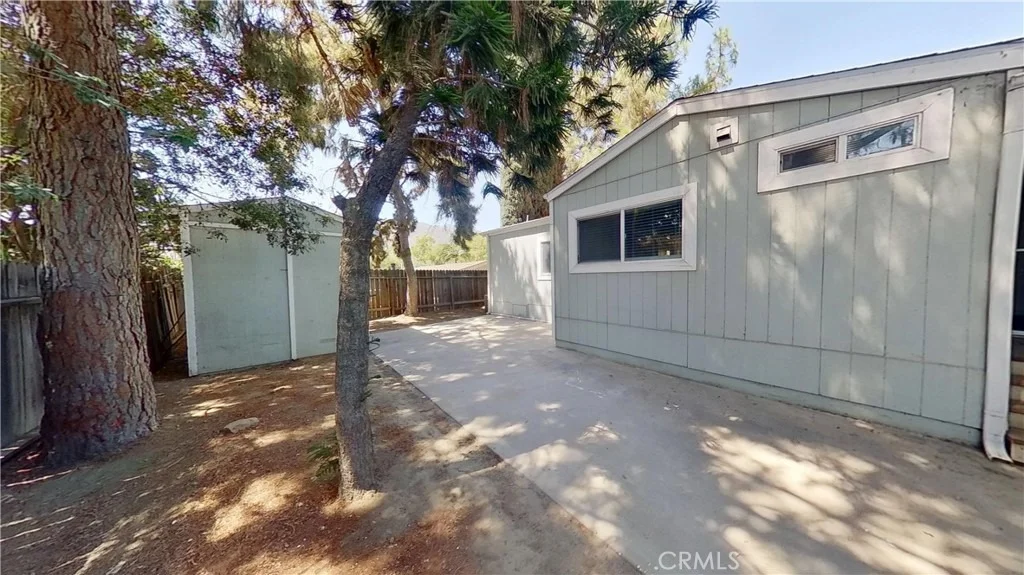 Photo of 10301 Wagonroad W