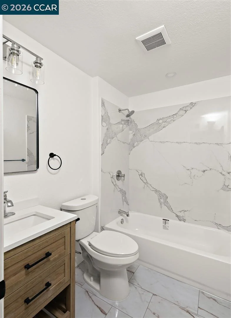 Photo of 26 Polaris Dr