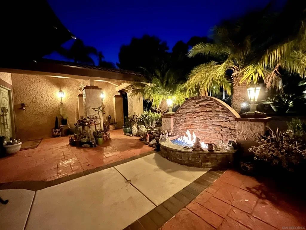 Photo of 5346 Grandridge Rd