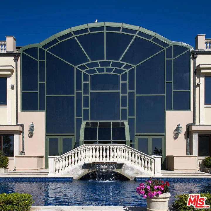 Photo of 28824 Cliffside Drive