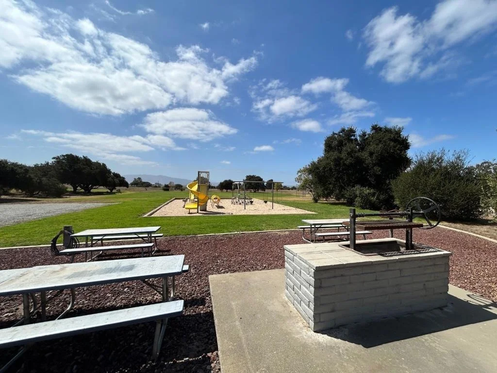 Photo of 24665 Foothill Drive