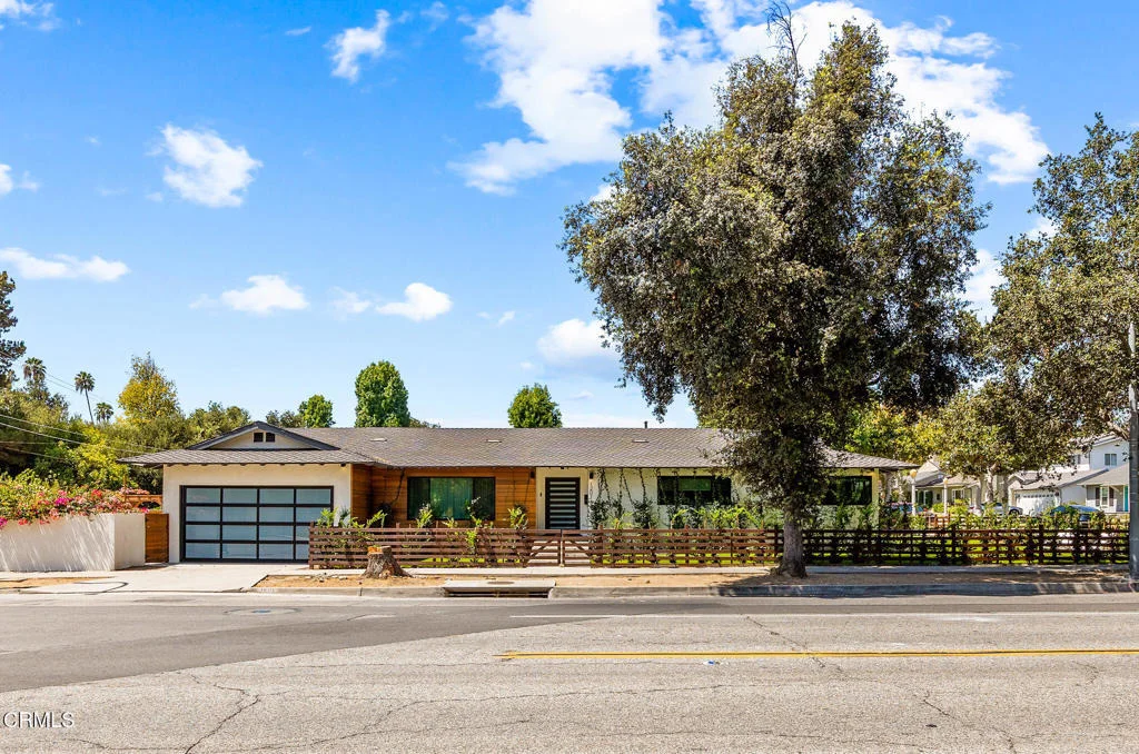 Photo of 1201 N Altadena Drive