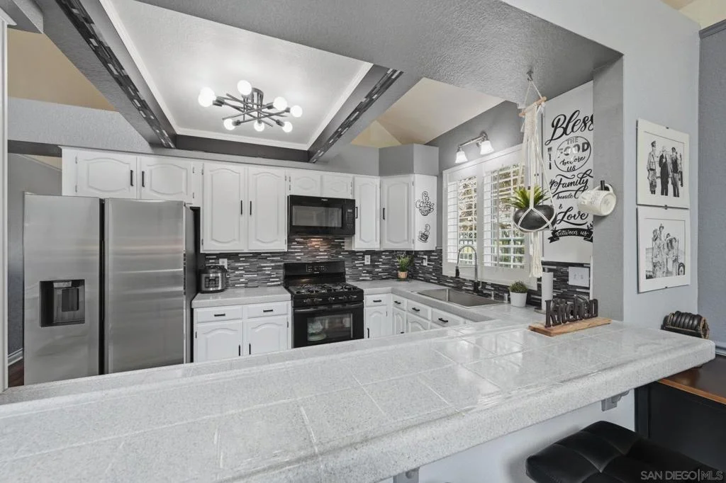 Photo of 901 Rose Arbor Drive