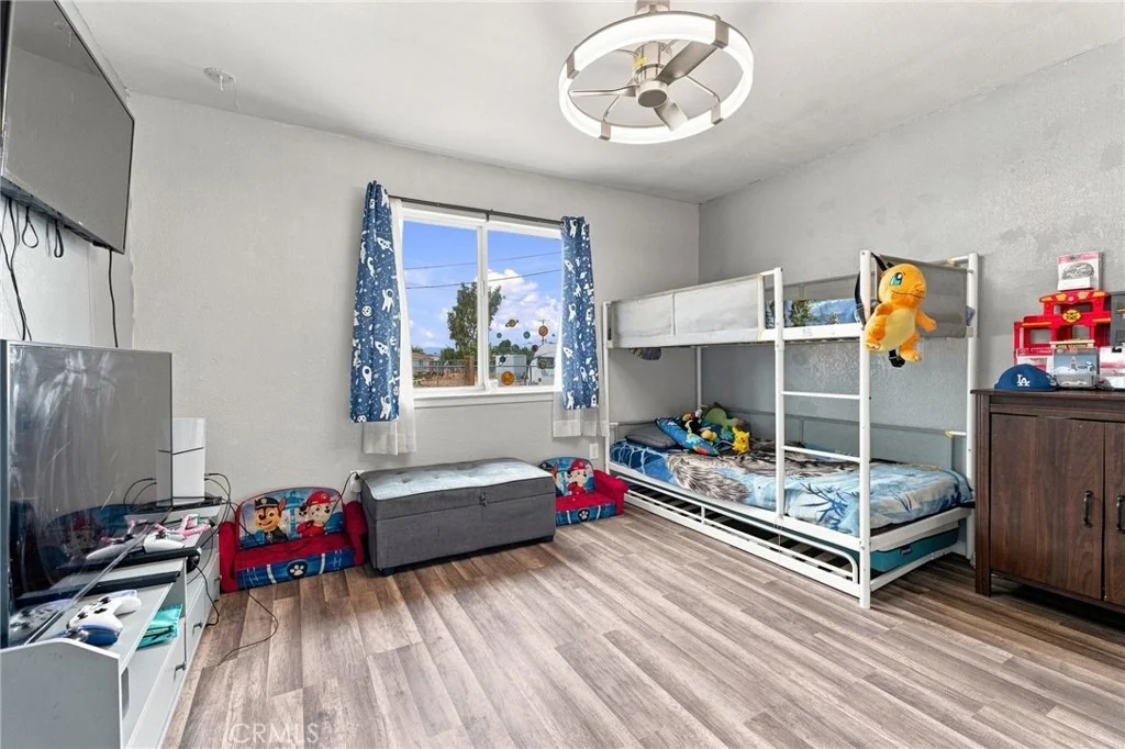 Photo of 22889 Anoka