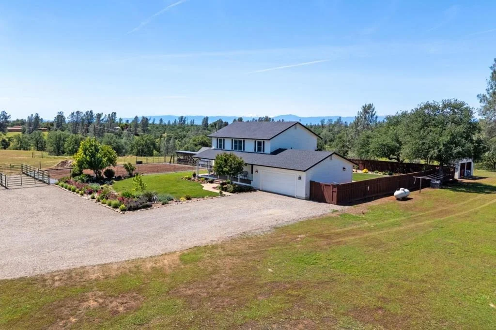 Photo of 17962 Coyote Lane
