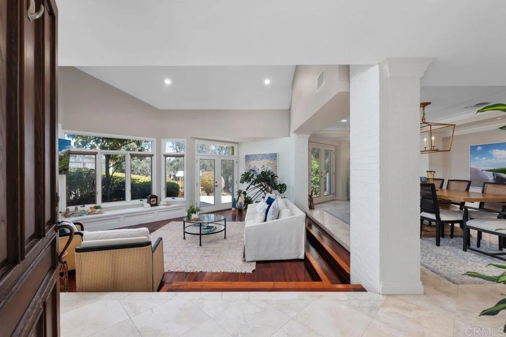 Photo of 5241 Alzeda Drive