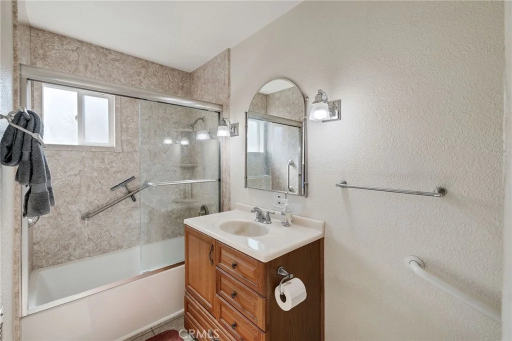 Photo of 4162 W 162nd Street