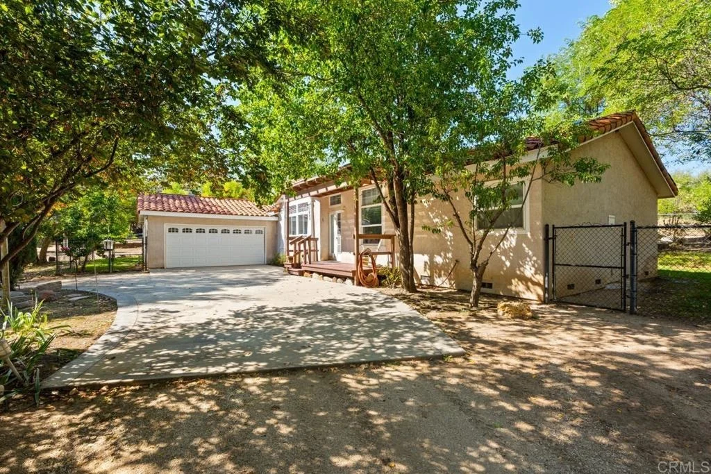 Photo of 33466 Sandy Creek Lane