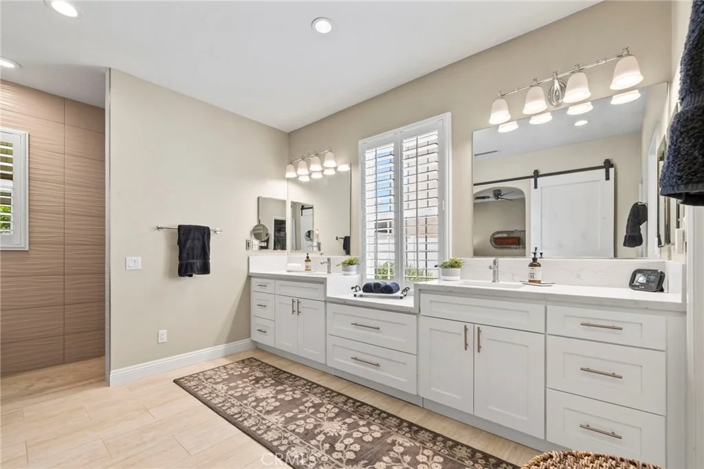 Photo of 1705 Arthur Loop W