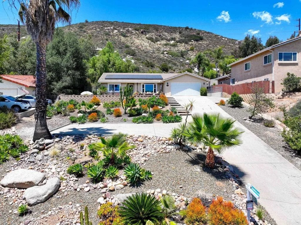 Photo of 24376 Rutherford Road