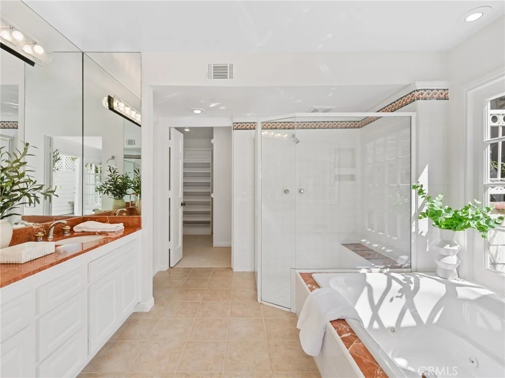 Photo of 2311 Cliff Drive