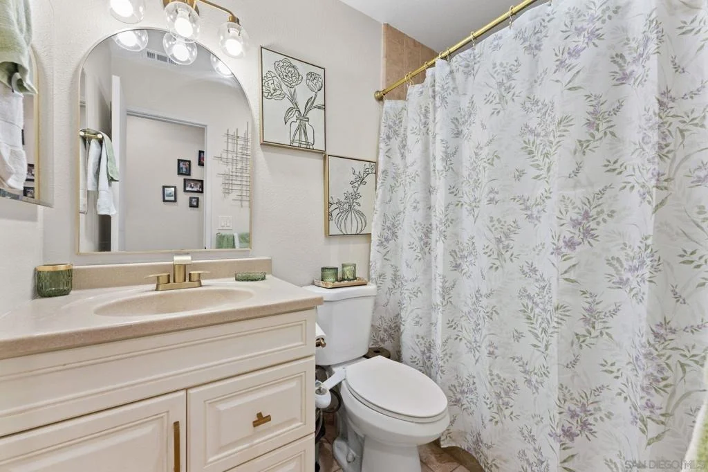 Photo of 1434 Coker Way