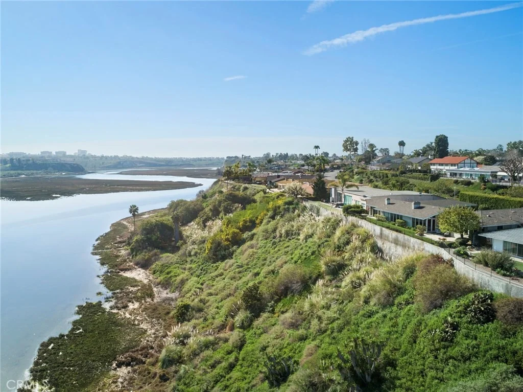 Photo of 1950 Galaxy Drive