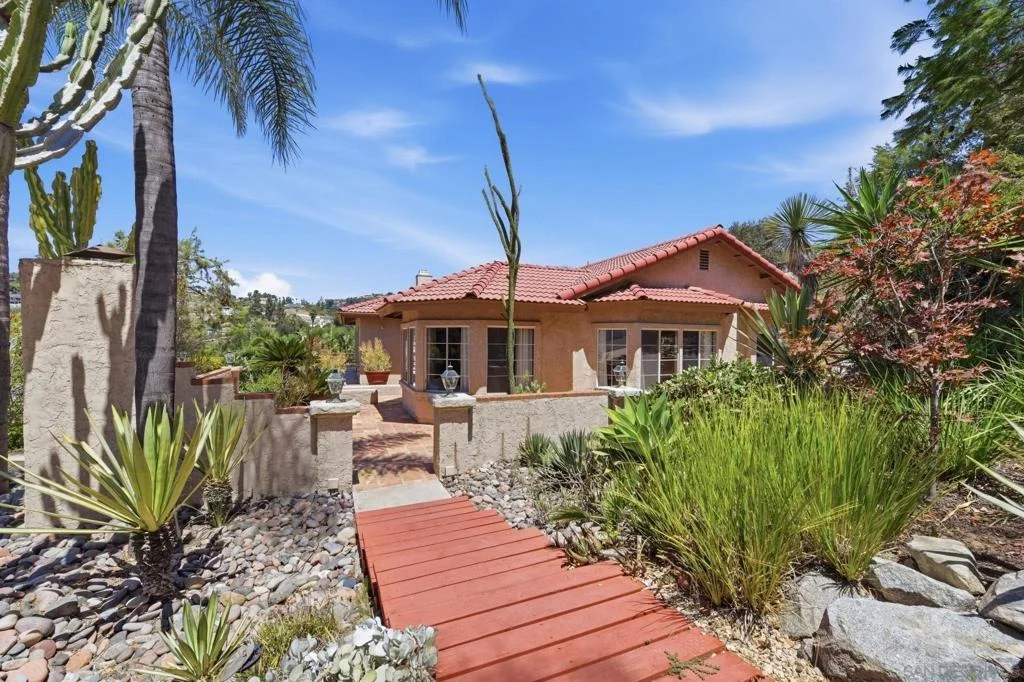 Photo of 1653 Vista Vereda