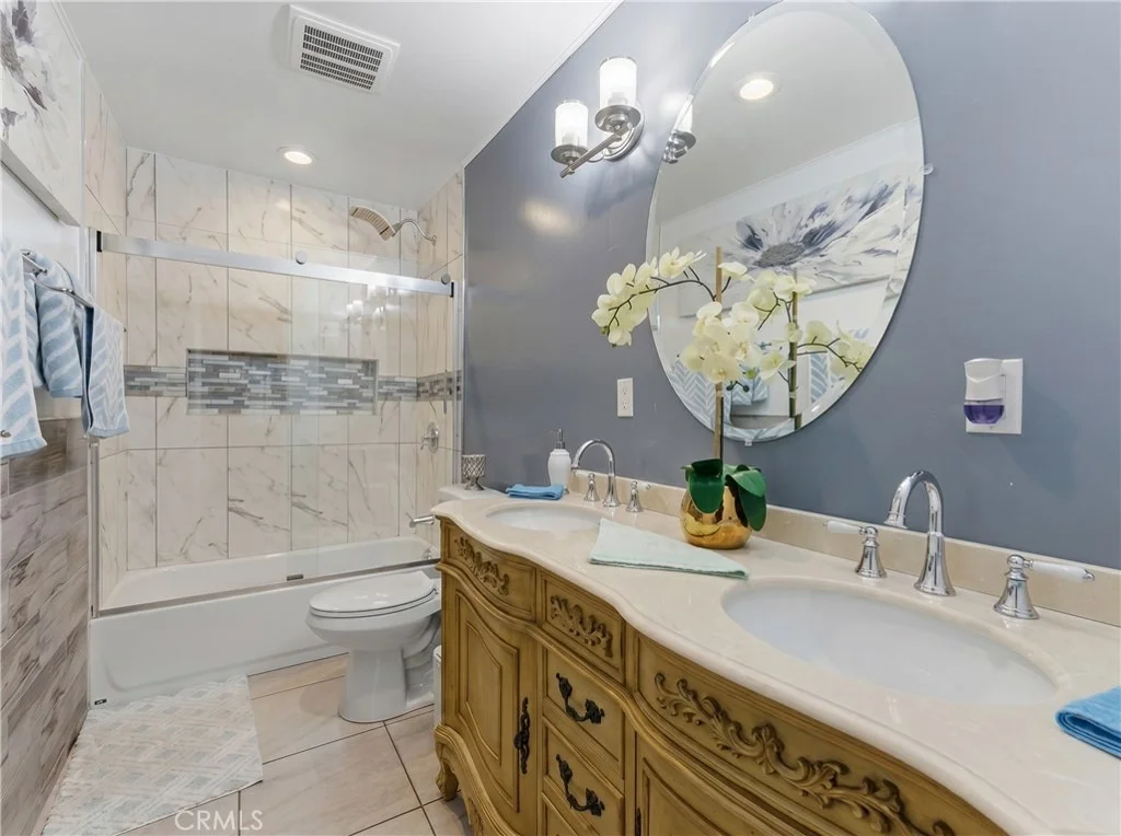 Photo of 22418 Neptune Avenue