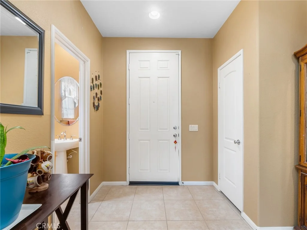 Photo of 4106 Lake Circle