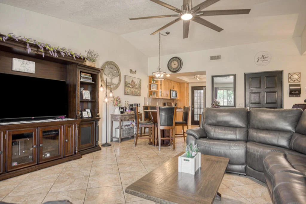 Photo of 82098 Cochran Drive
