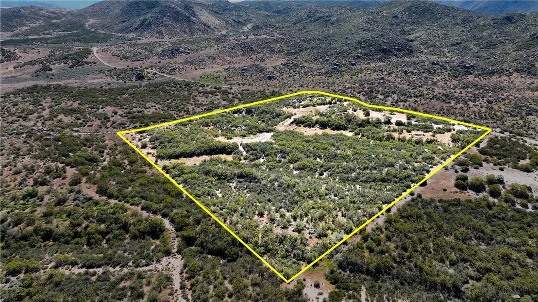 Photo of 55355 Tule Peak Road