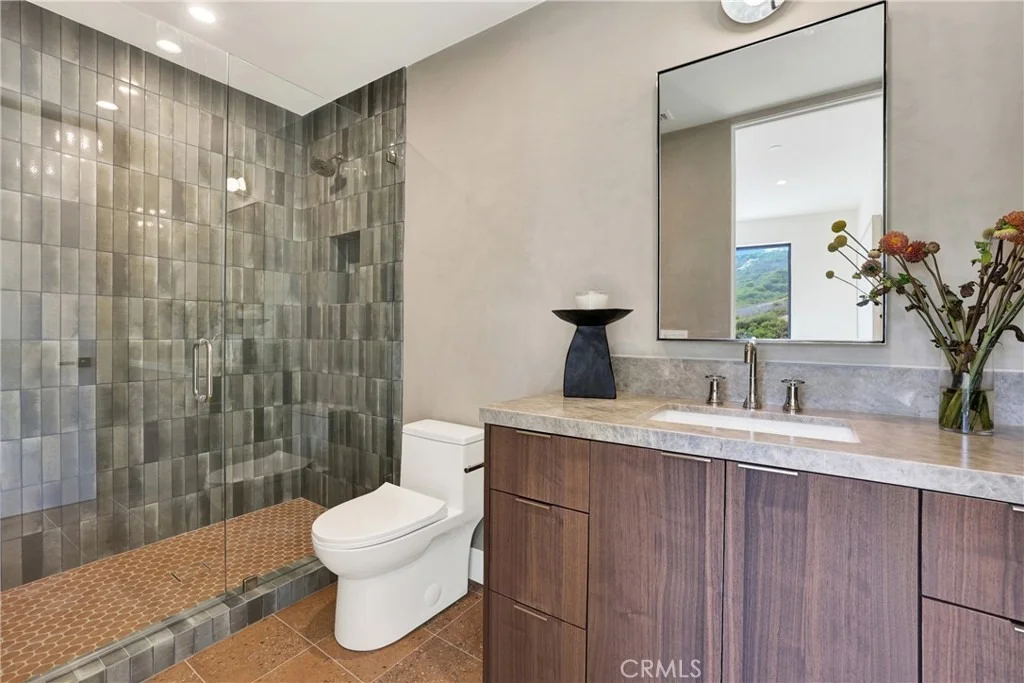 Photo of 408 Avenida Presidio