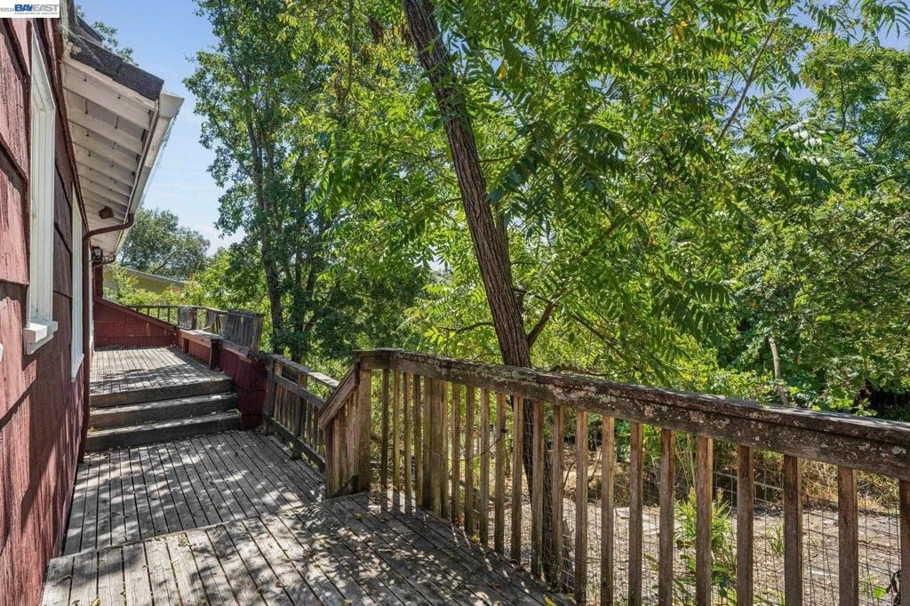Photo of 21 MONTE VISTA ROAD