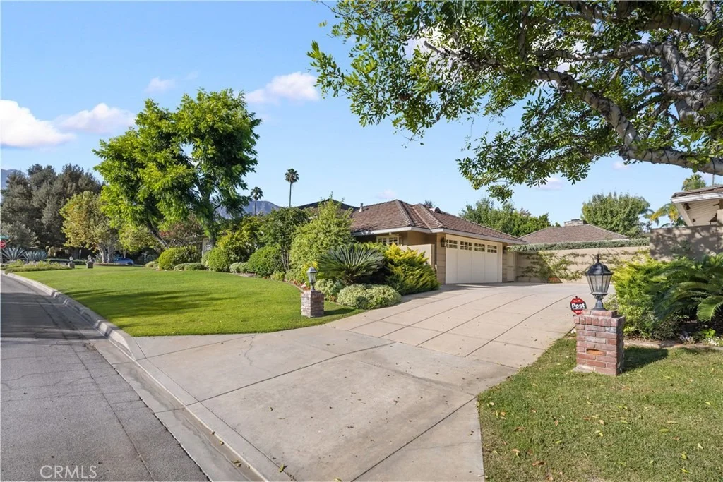 Photo of 340 Arbolada Drive