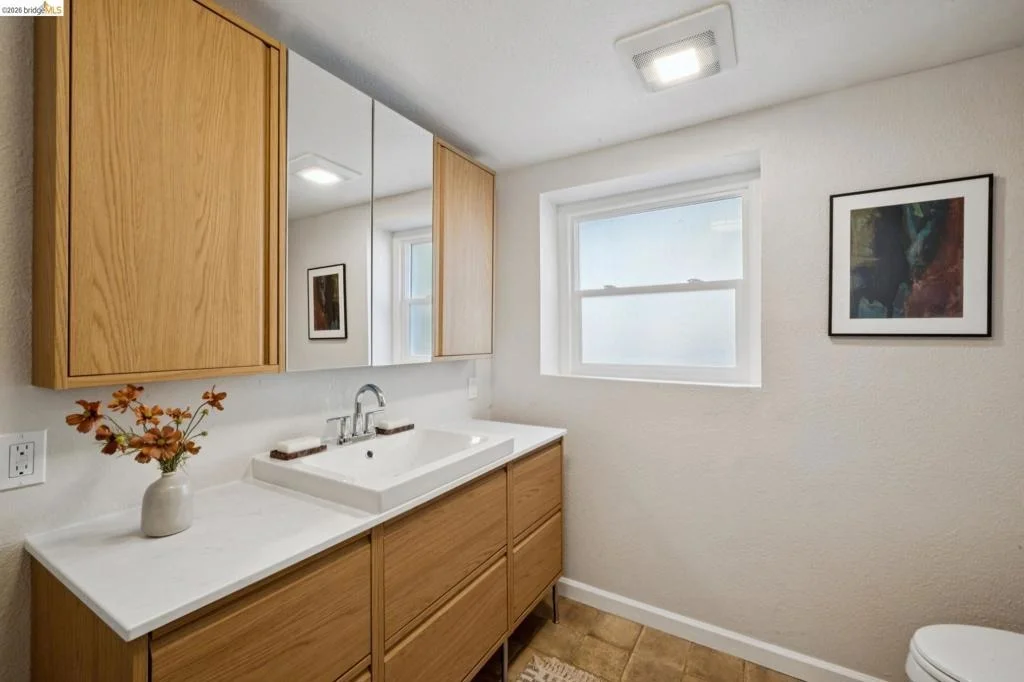Photo of 2636 Maxwell Ave